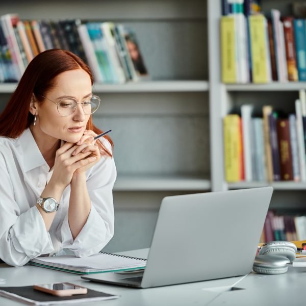 The redheaded tutor: teaching virtually